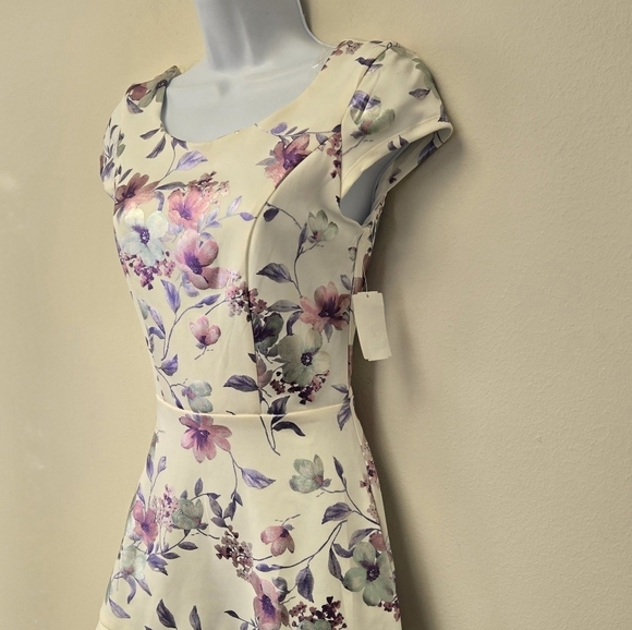 Midnight Doll fit and flare shiny Floral Ruffle Hem Dress Ivory Lilac XS - Picture 2 of 8